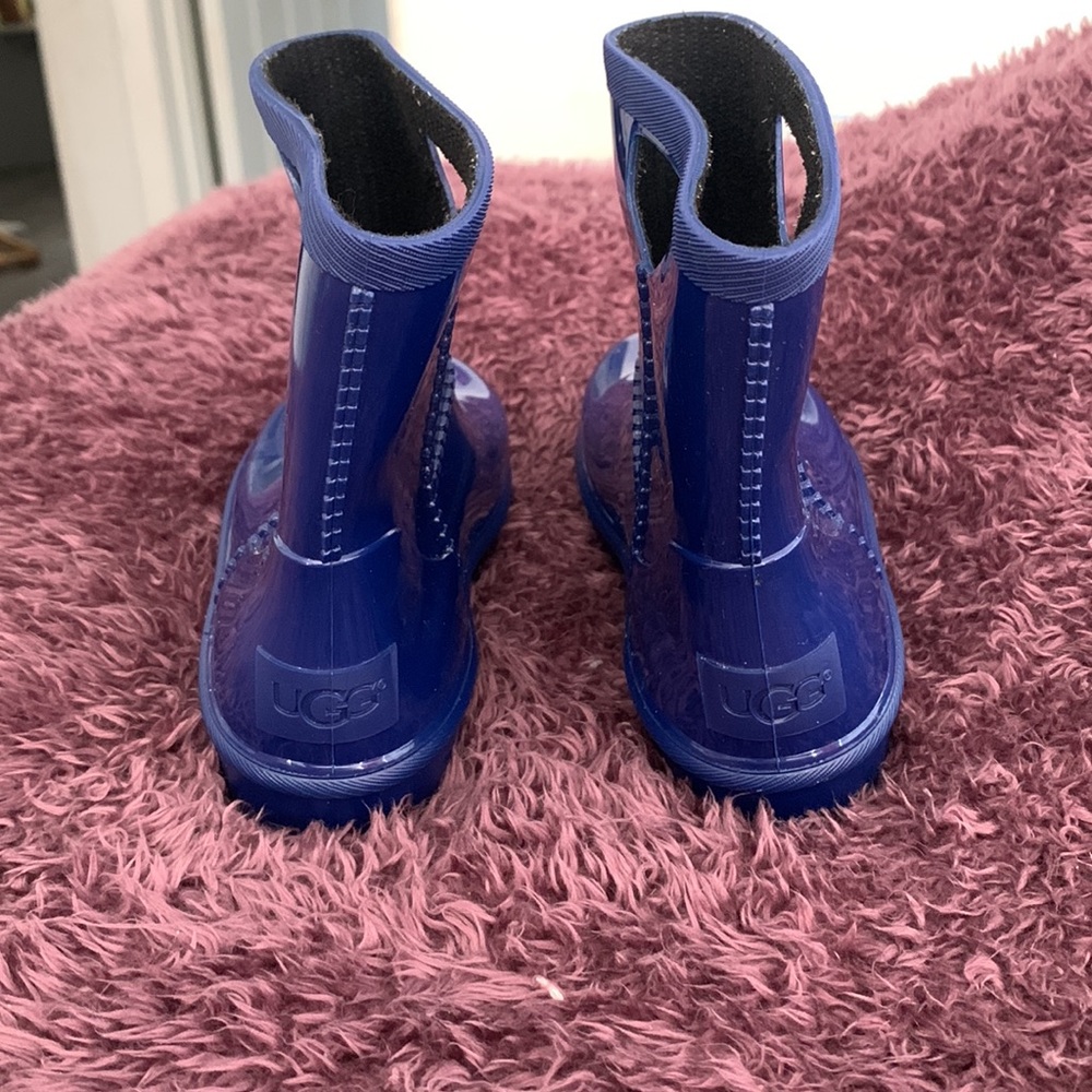 UGG rain boots - Picture 2 of 6